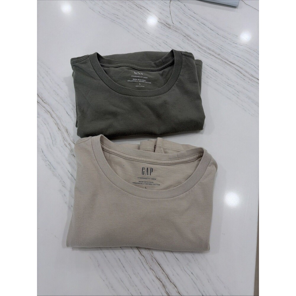 Gap Mens 100% Cotton Standard Fit Crew Short Sleeve T-Shirt Bundle(2) Large